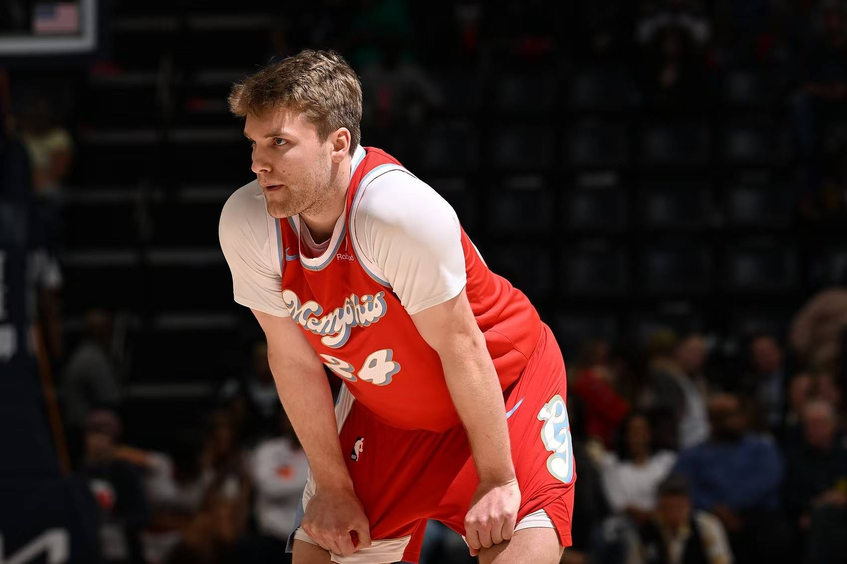 关于中国男篮血洗灰熊,乔治·希尔送出助攻的信息 关于中国男篮血洗灰熊,乔治·希尔送出助攻的信息