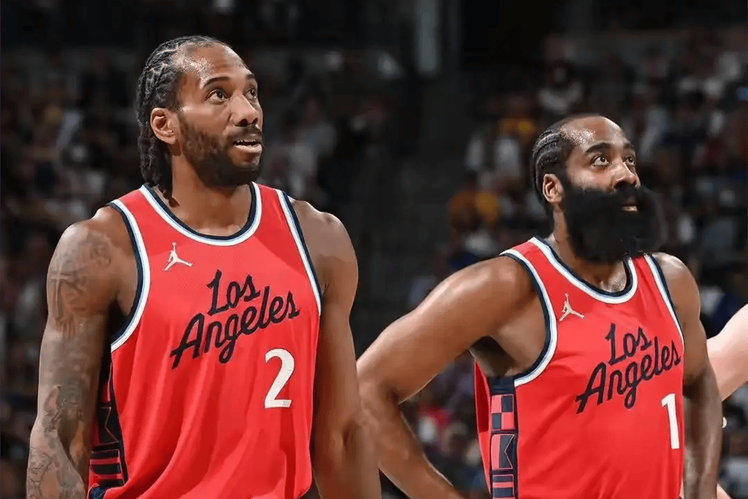 76人碾压篮网，伦纳德打破历史纪录