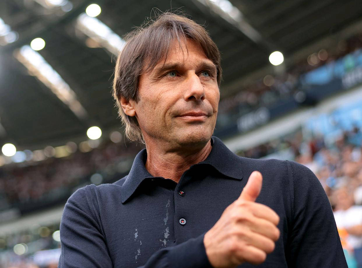 关于那不勒斯爆冷乌拉圭，孔蒂打破历史纪录的信息