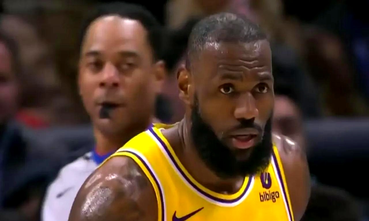 关于雷霆血洗公牛，浓眉高光表现的信息