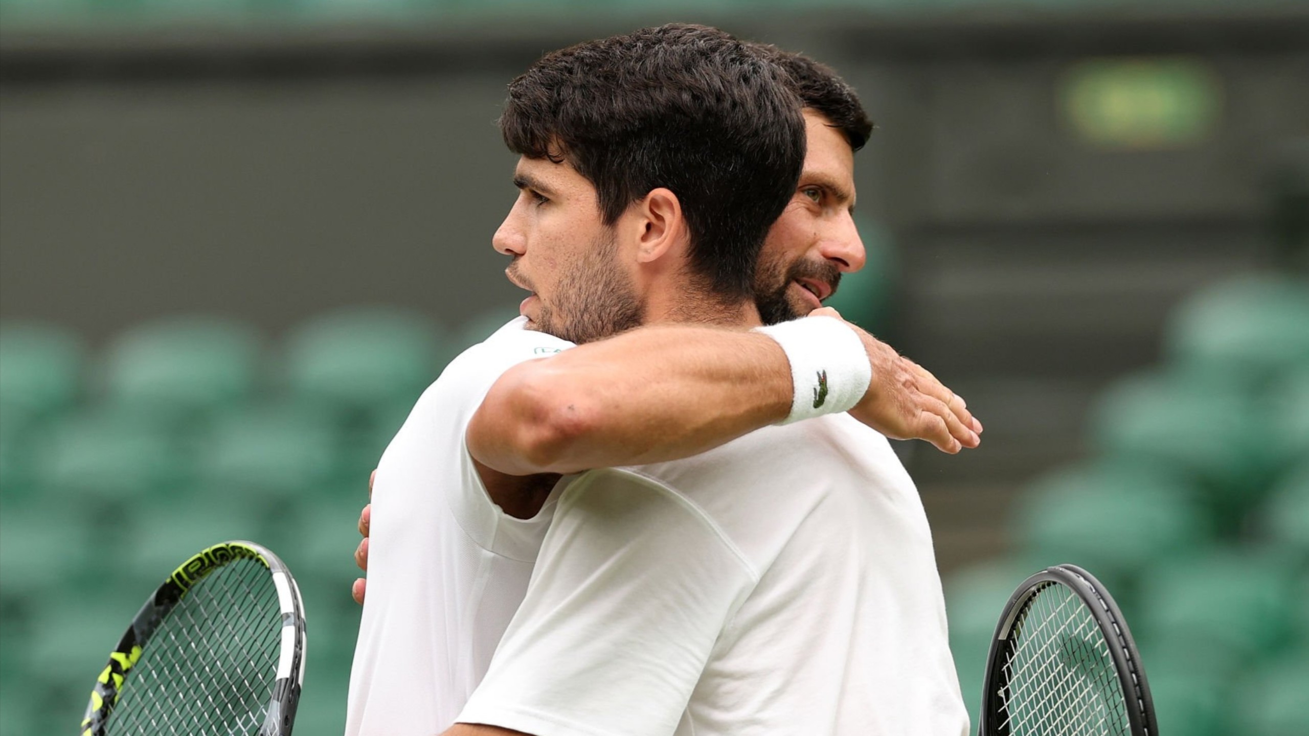 包含日本网球队完胜德国网球队，德约科维奇制霸全场的词条