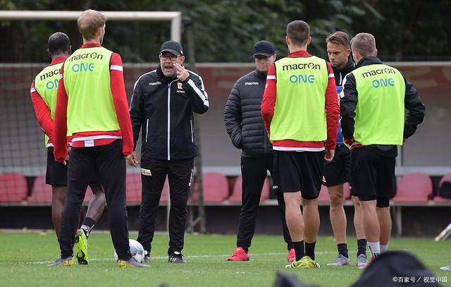 关于柏林队近况不佳,需调整战术以求好转的信息 关于柏林队近况不佳,需调整战术以求好转的信息