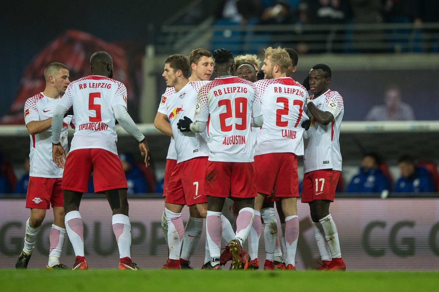 莱比锡红牛实力雄厚，成为强队热门