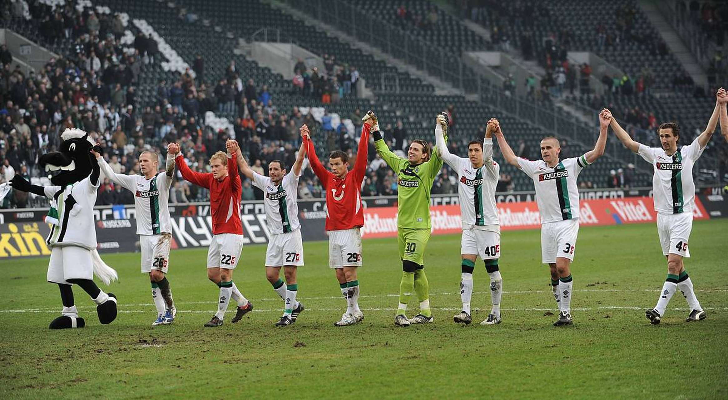 亚特兰大客场逆转,赢得激动人心的比赛的简单介绍 亚特兰大客场逆转,赢得激动人心的比赛的简单介绍