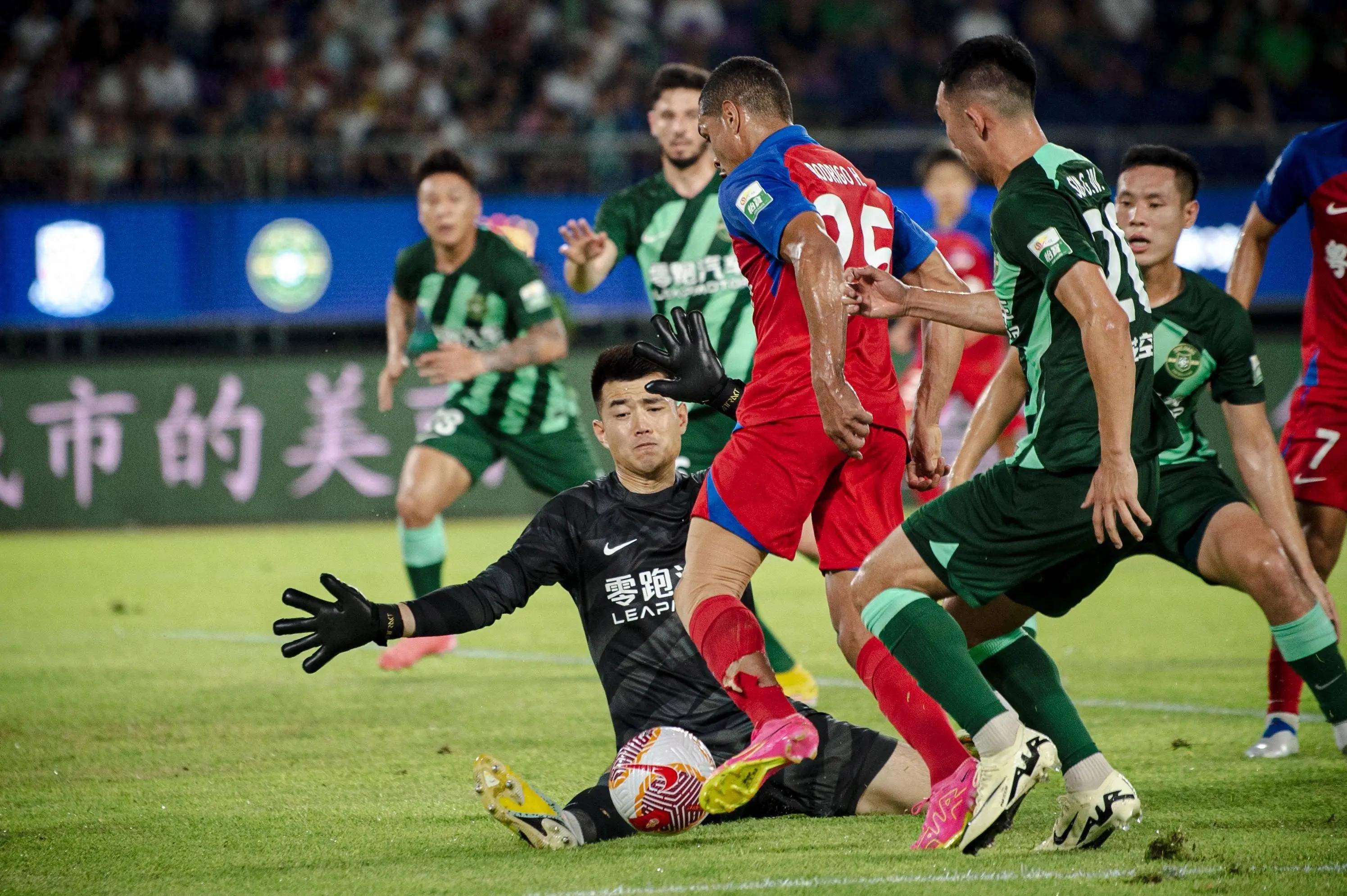 广州恒大决胜关键战,力求击败深圳乔尔的简单介绍 广州恒大决胜关键战,力求击败深圳乔尔的简单介绍