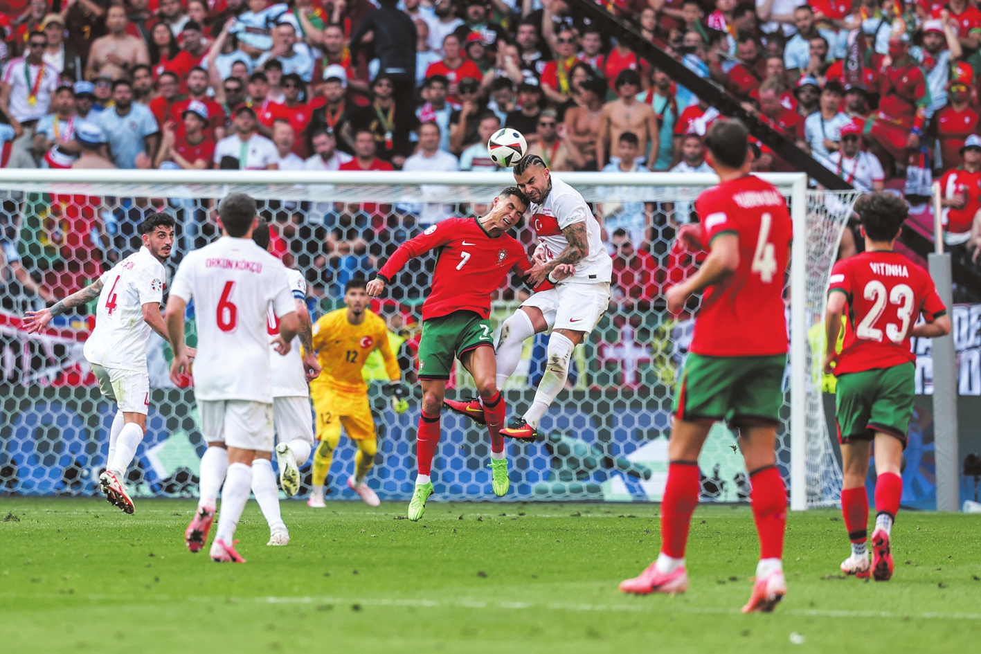 包含法国斩获比利时,晋级16强赛的词条 包含法国斩获比利时,晋级16强赛的词条