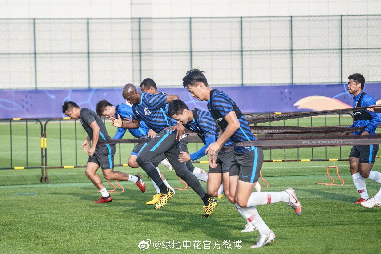 包含上海绿地申花全队备战,迎接重要挑战的词条 包含上海绿地申花全队备战,迎接重要挑战的词条