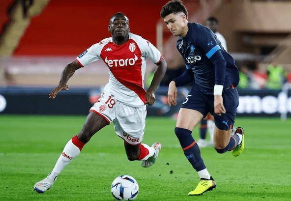 开云APP-梅斯主场击败对手逆转形势