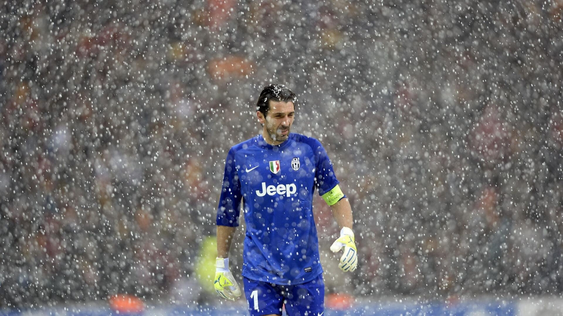 绝杀时刻，克莱·汤普森化身关键先生，湖人压哨击败掘金