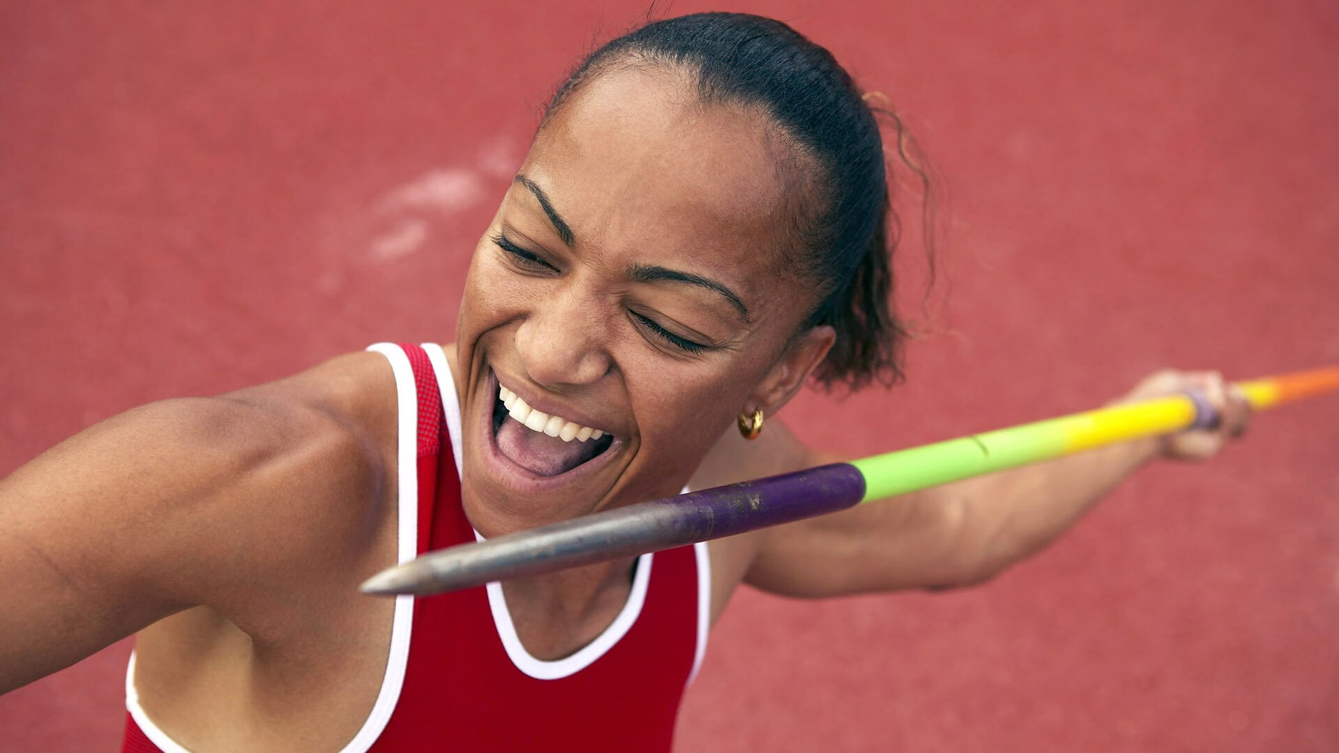 赛道颠覆日，佩雷兹神级表现助索伯车队横扫迈凯伦